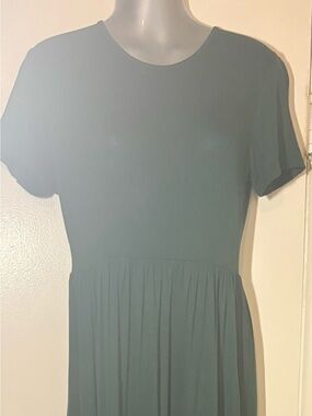 12Crazy Just For You Forrest Green Casual Slip-Over Dress Size M
